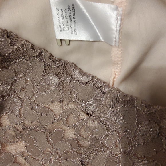 Party dress/Prom by Emerald Sundae - Picture 7 of 8